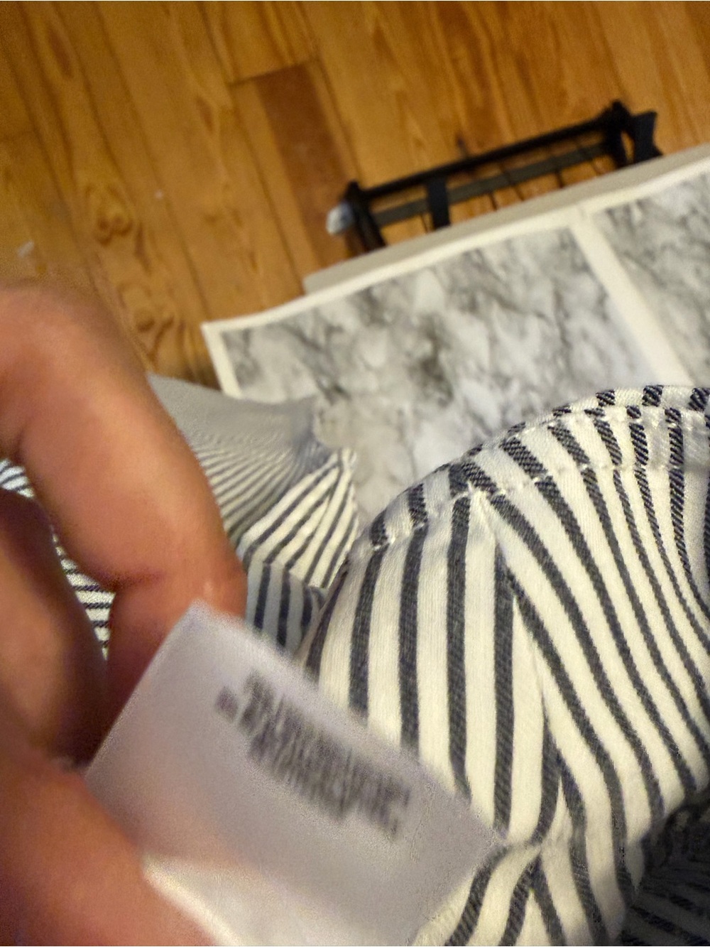 Anne Klein Navy and White Pinstripe Cropped Pants size 2X - Picture 6 of 7